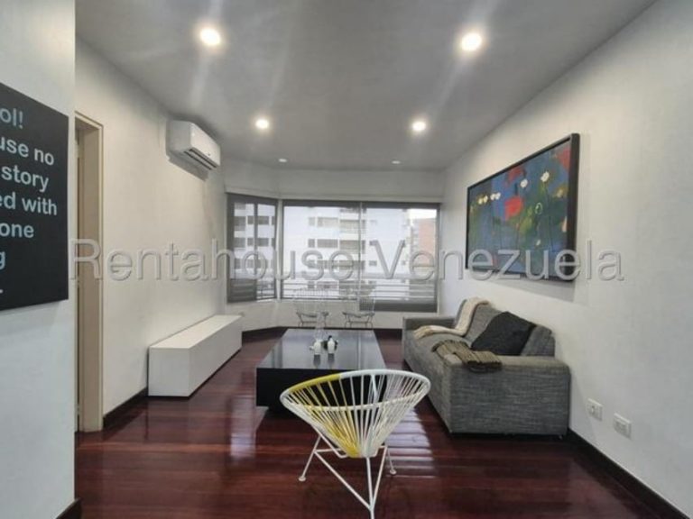Apartamento en alquiler de 2 hab. y 74 m² en El Rosal, Caracas