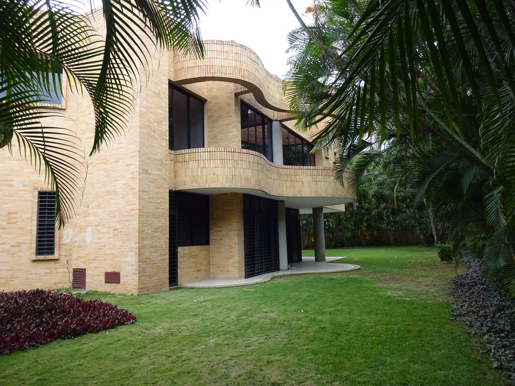 Casa en venta de 7 hab. y 700 m² en El Peñón, Caracas