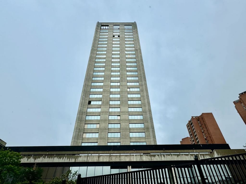 Oficina en alquiler de 388 m² en Prados del Este, Caracas