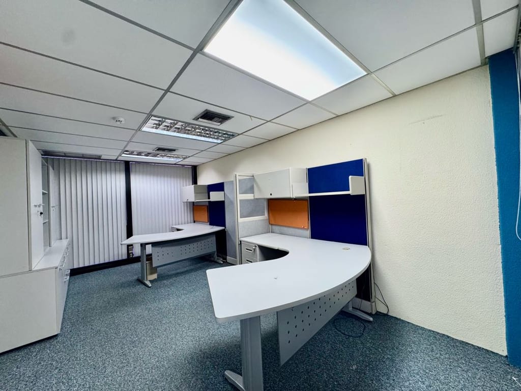 Oficina en alquiler de 333 m² en El Rosal, Caracas · Ref. CV5181