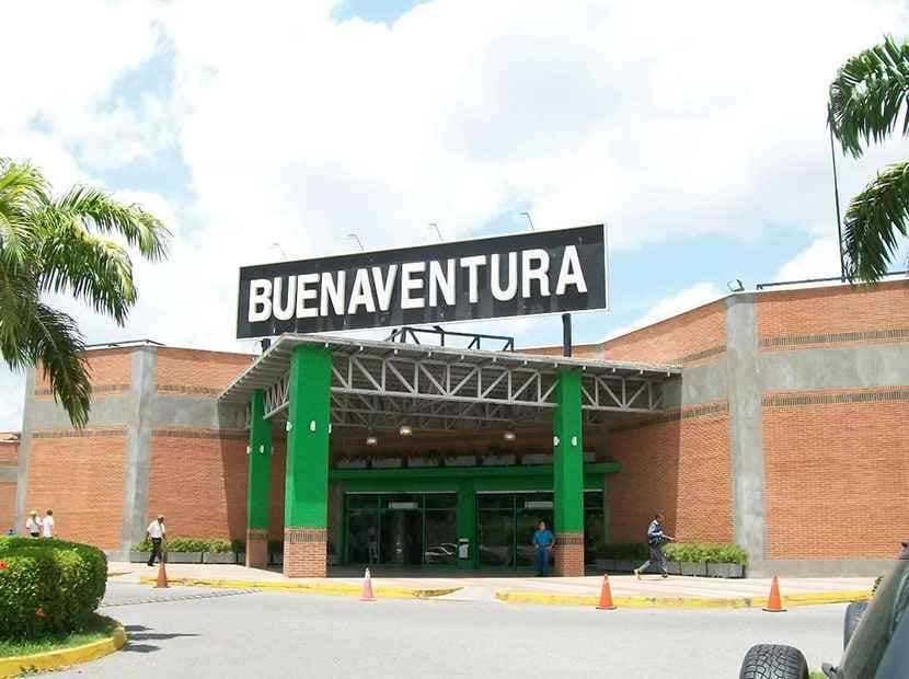 Oficina en venta de 125 m² en Guatire, Guatire