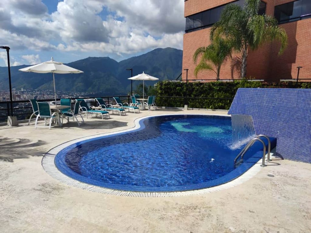Apartamento en venta de 4 hab. y 405 m² en San Román, Caracas