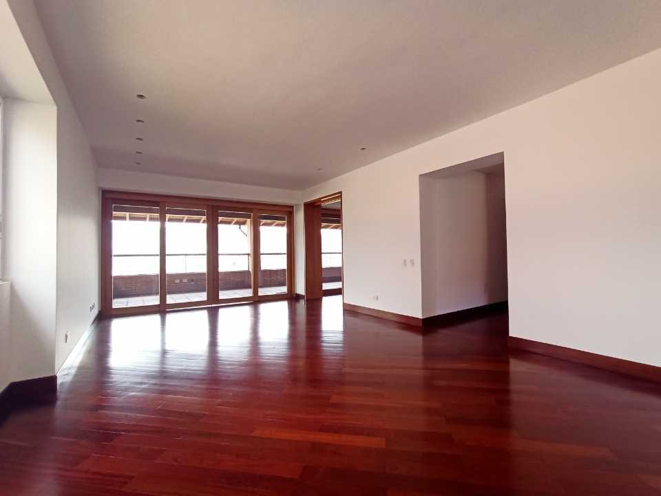 Casa en venta de 4 hab. y 410 m² en Caurimare, Caracas