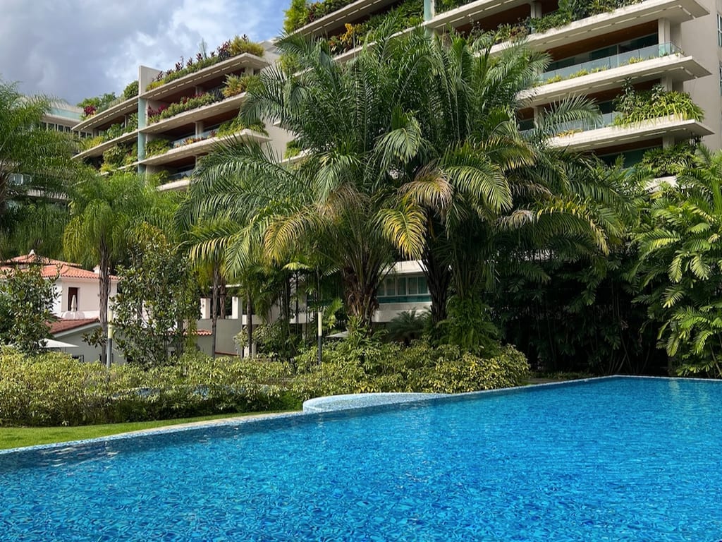 Apartamento en venta de 5 hab. y 450 m² en Campo Alegre, Caracas