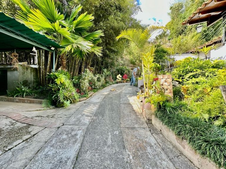 Casa en venta de 5 hab. y 460 m² en Las Marías, Caracas