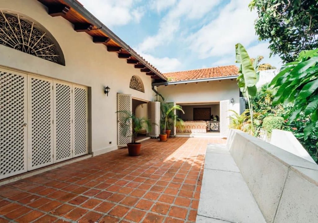 Casa en venta de 5 hab. y 1.000 m² en Los Palos Grandes, Caracas