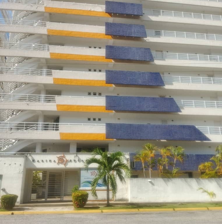 Apartamento en venta de 2 hab. y 81 m² en Higuerote, Costa Mirandina