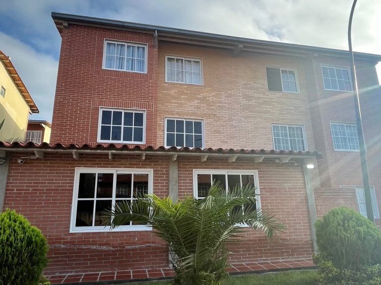 Apartamento en Loma Linda, Guatire