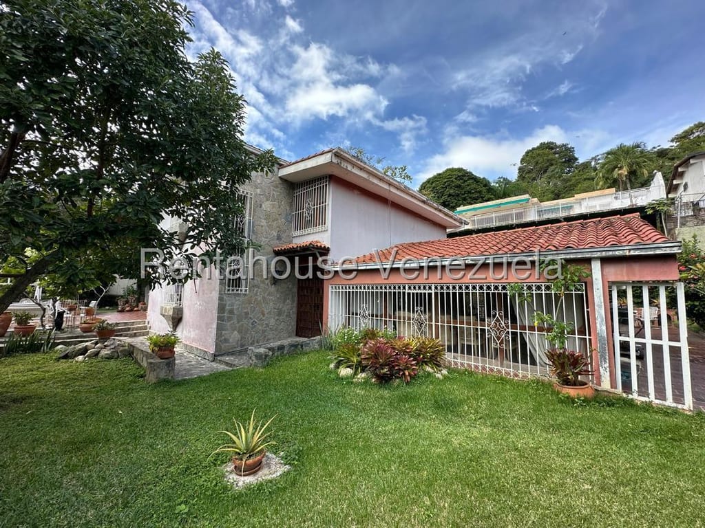 Casa en venta de 6 hab. y 760 m² en Caurimare, Caracas