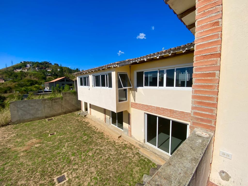 Casa en venta de 767 m² en La Lagunita, Caracas