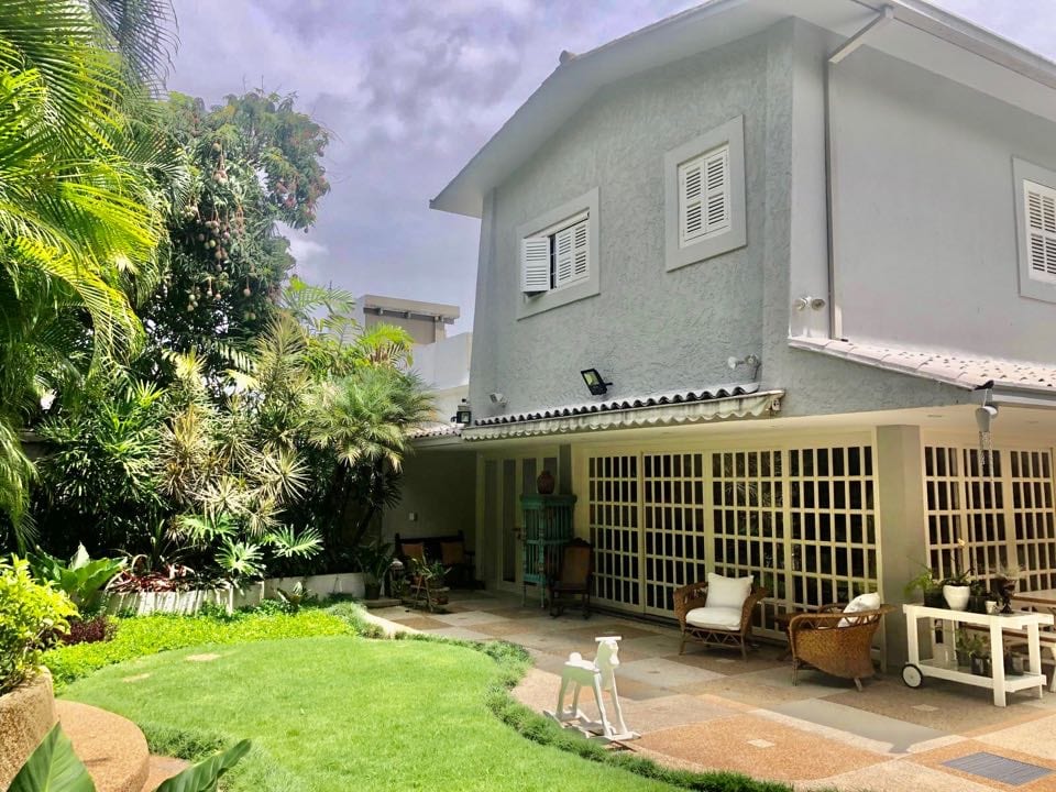 Casa en venta de 7 hab. y 650 m² en Altamira, Caracas
