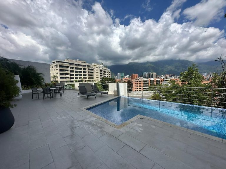 Apartamento de 416 m² con 1 habitación en Chulavista, Caracas