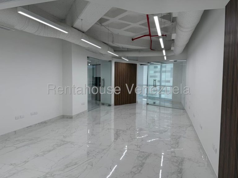 Oficina en venta de 68 m² en Las Mercedes, Caracas