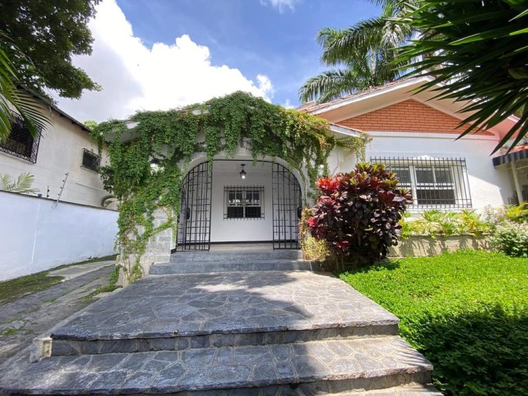 Casa en alquiler de 4 hab. y 480 m² en Altamira, Caracas