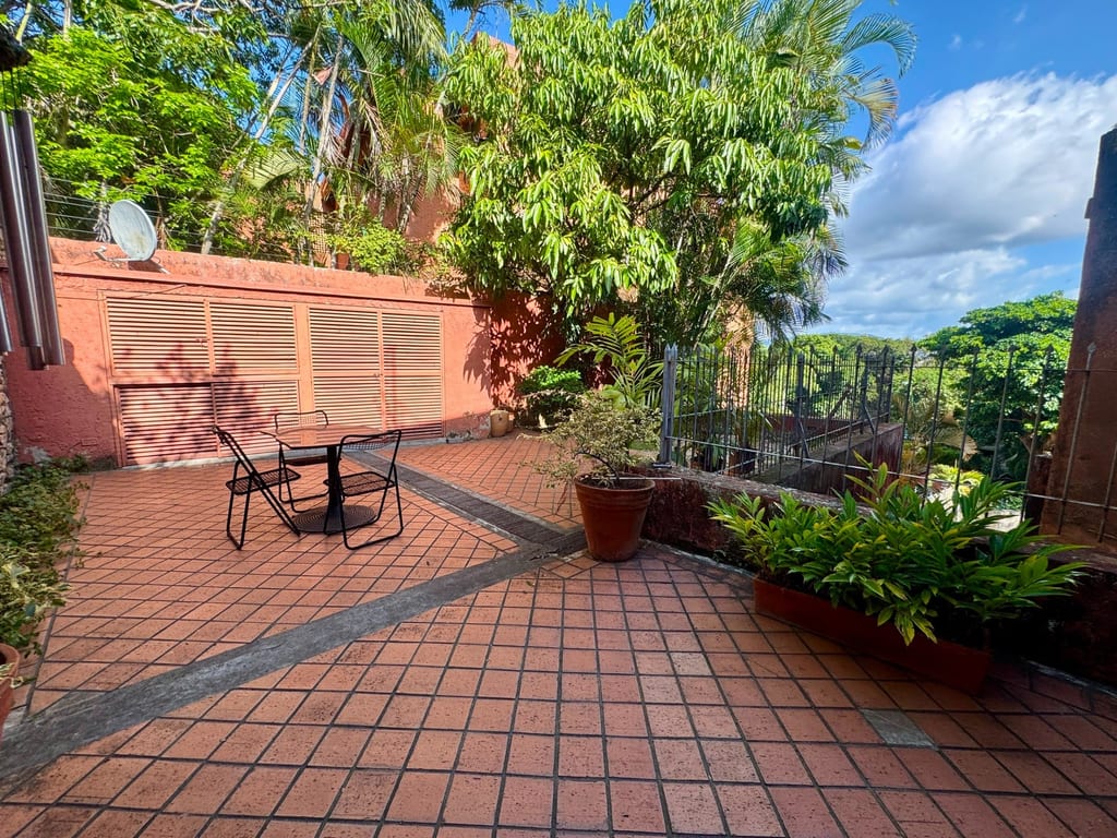 Apartamento en venta de 3 hab. y 243 m² en Alta Florida, Caracas