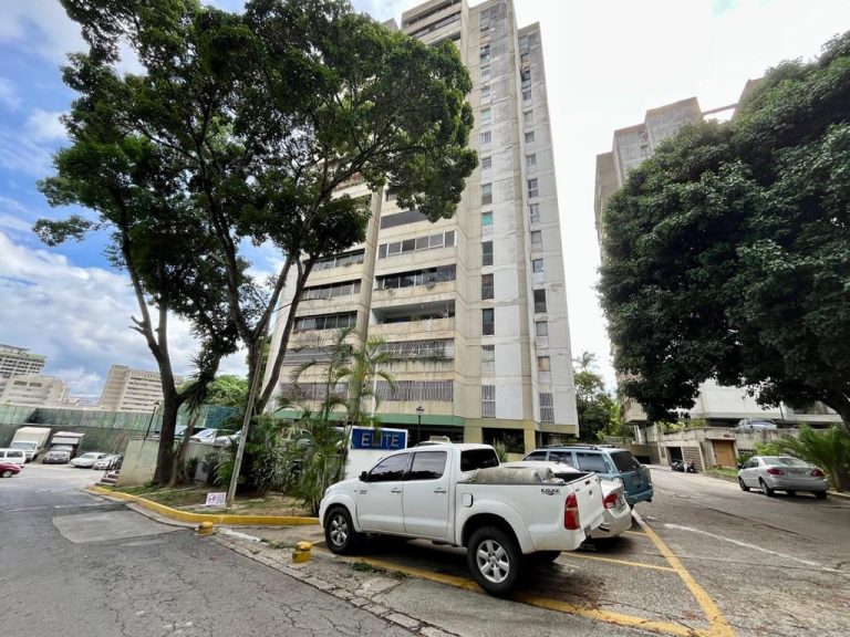 Apartamento en venta de 5 hab. y 325 m² en San Bernardino, Caracas