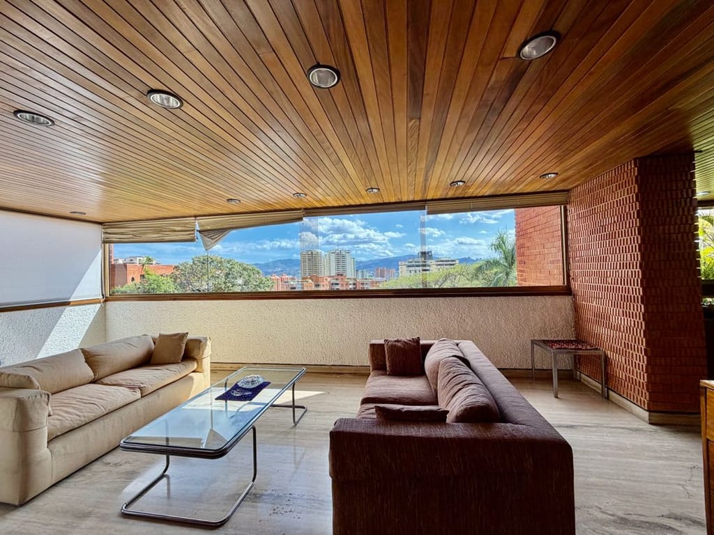 Apartamento en venta de 4 hab. y 227 m² en Sebucán, Caracas