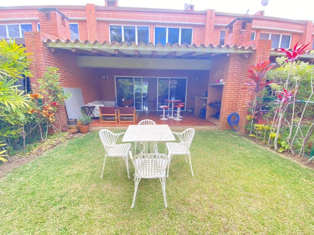 Casa en venta de 4 hab. y 248 m² en La Unión, Caracas