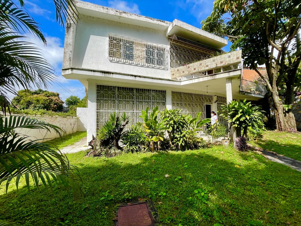 Casa en venta de 4 hab. y 450 m² en Los Palos Grandes, Caracas · Ref. CV5549