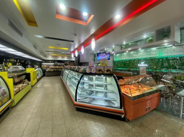 Local comercial de 521 m² en Montalbán, Caracas