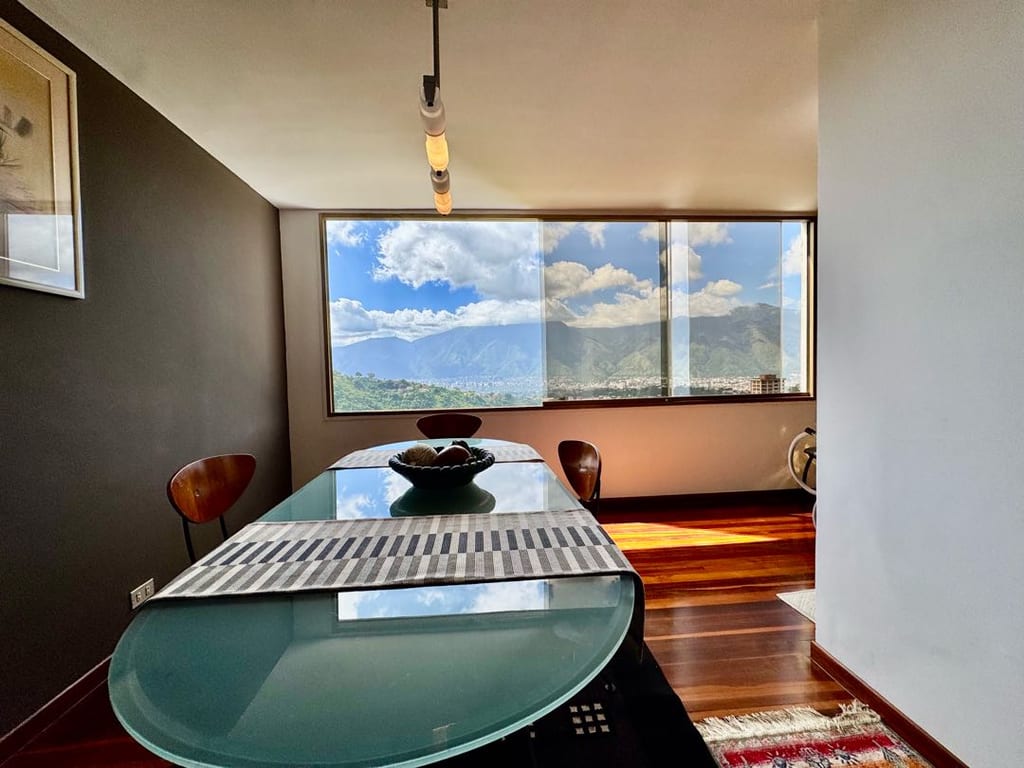 Casa en venta de 5 hab. y 400 m² en Los Naranjos (del Cafetal), Caracas