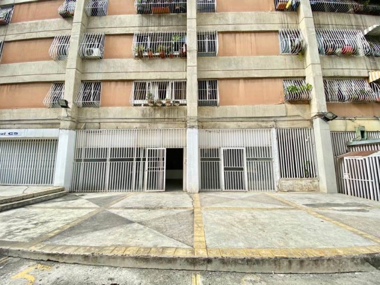 Local comercial en venta de 78 m² en Santa Mónica, Caracas