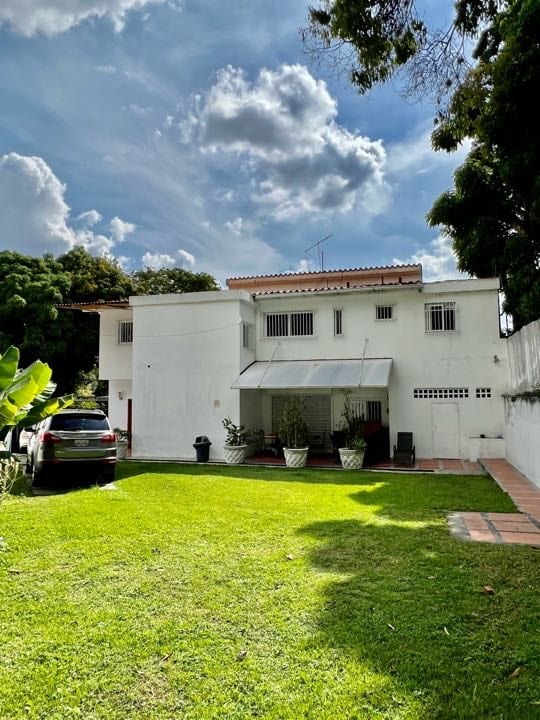 Casa en venta de 6 hab. y 400 m² en Los Chorros, Caracas