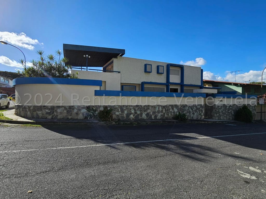 Casa en venta de 4 hab. y 480 m² en Sorocaima, Caracas