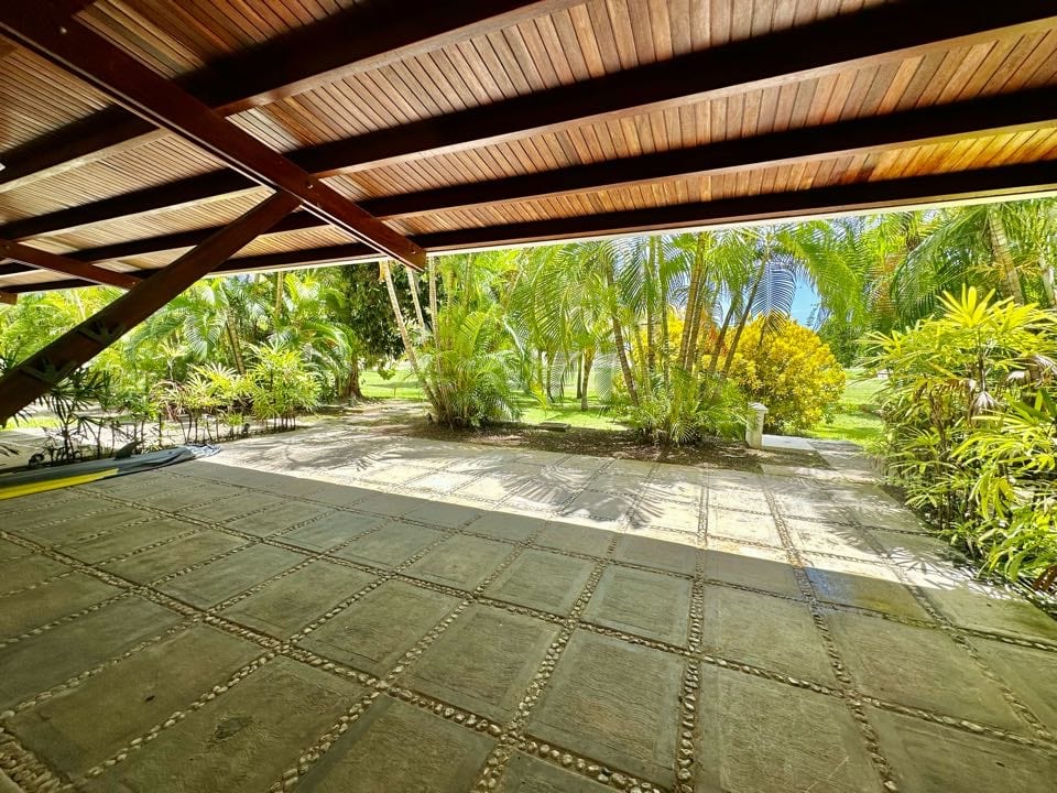 Casa en Camurí Grande, Naiguatá
