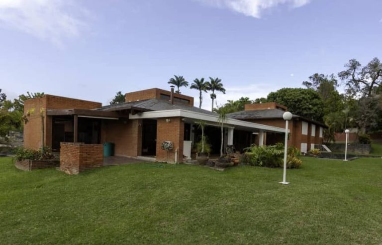 Casa en venta de 5 hab. y 650 m² en Cerro Verde, Caracas