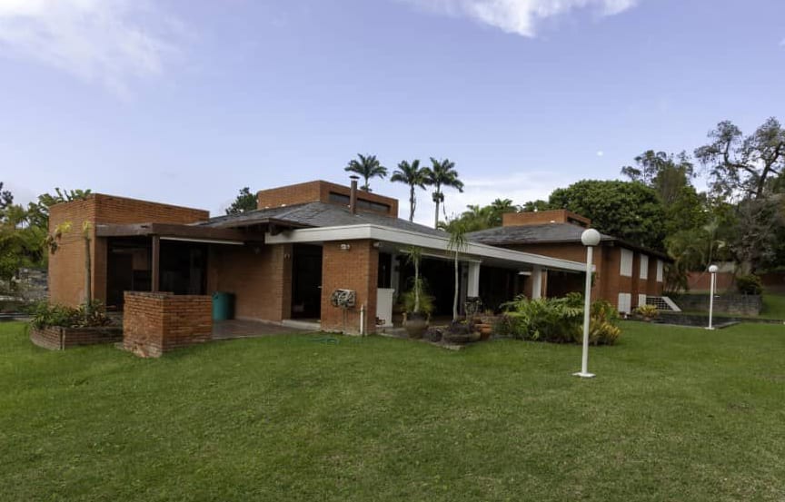 Casa en venta de 5 hab. y 650 m² en Cerro Verde, Caracas