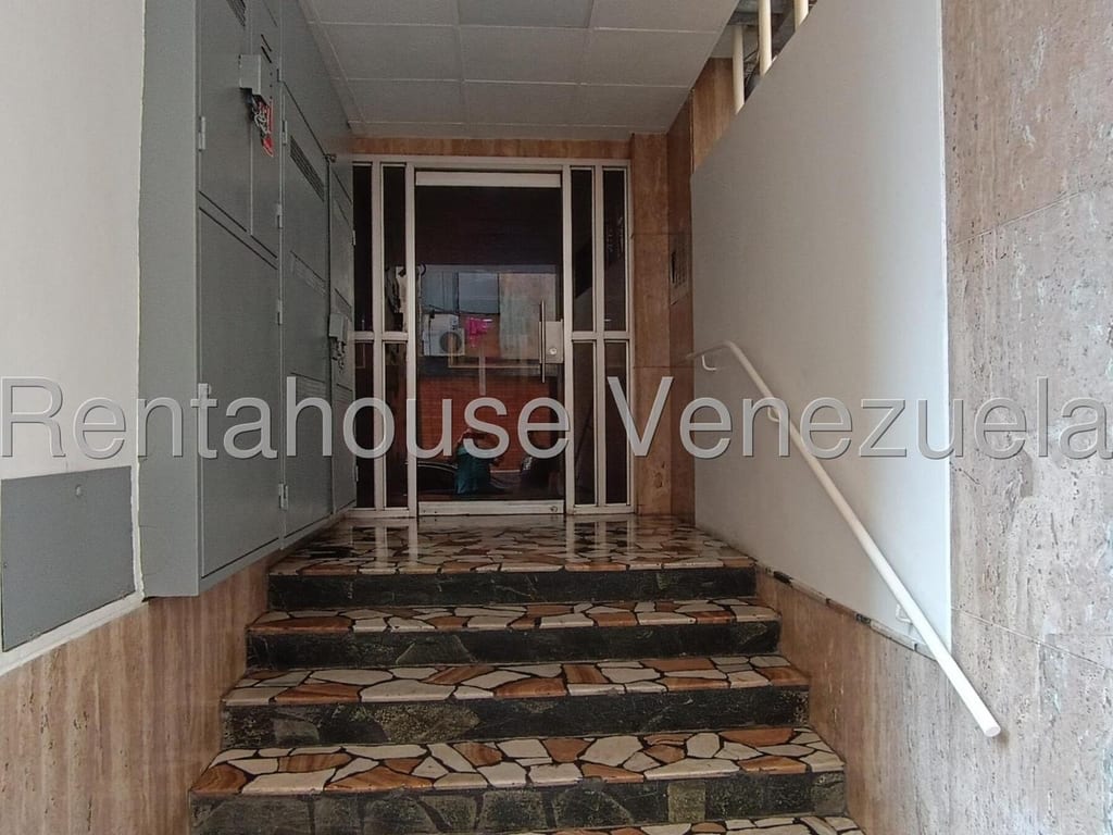 Apartamento en venta de 3 hab. y 105 m² en Colinas de Bello Monte, Caracas