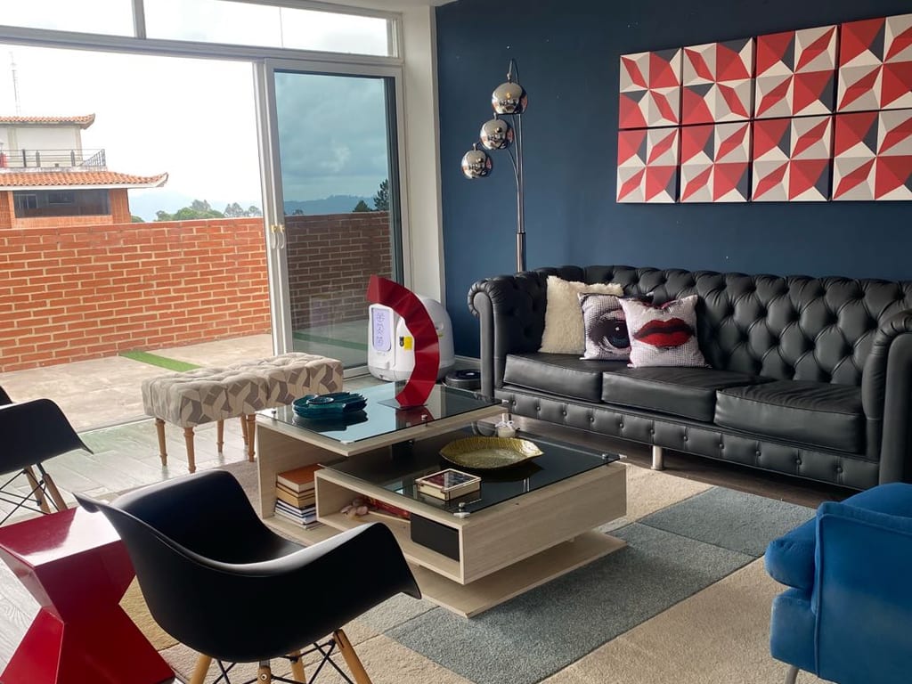 Apartamento en venta de 3 hab. y 390 m² en La Unión, Caracas