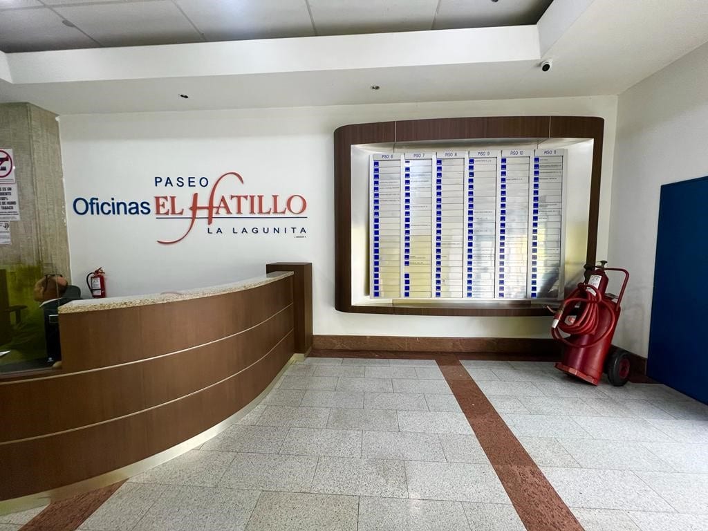 Oficina en venta de 48 m² en El Hatillo, Caracas