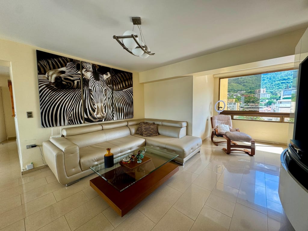 Apartamento en venta de 3 hab. y 112 m² en Los Palos Grandes, Caracas