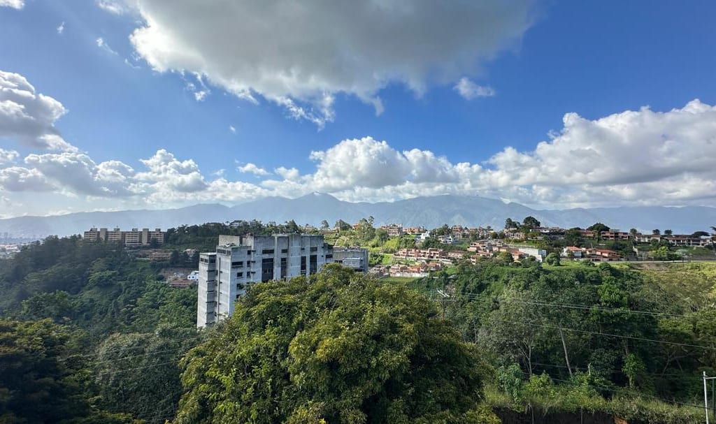 Apartamento en venta de 4 hab. y 500 m² en Alto Hatillo, Caracas