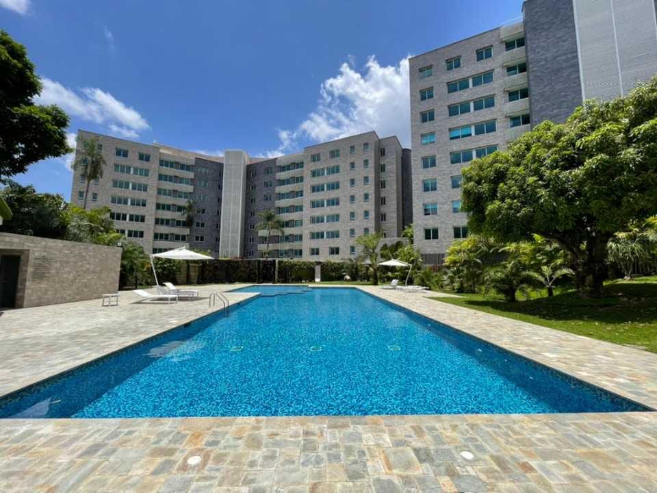 Apartamento en venta de 6 hab. y 360 m² en Los Chorros, Caracas