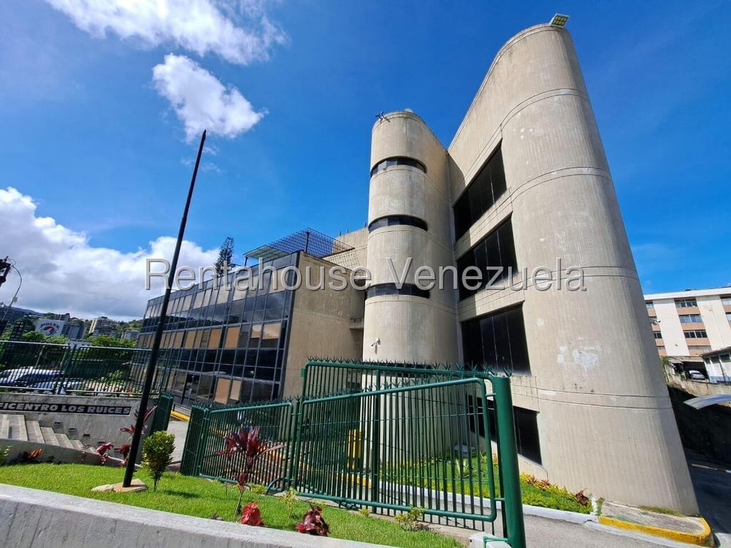 Oficina en alquiler de 135 m² en Los Ruices, Caracas