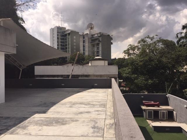 Casa en venta de 5 hab. y 563 m² en San Román, Caracas