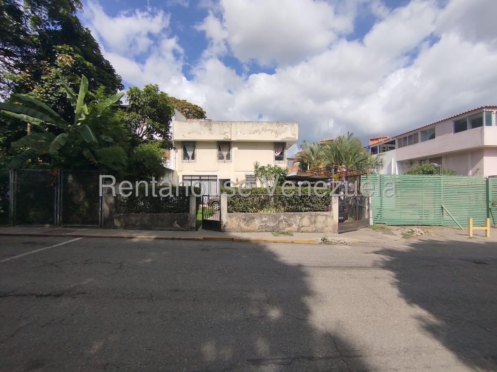 Casa en venta de 4 hab. y 209 m² en Los Chorros, Caracas