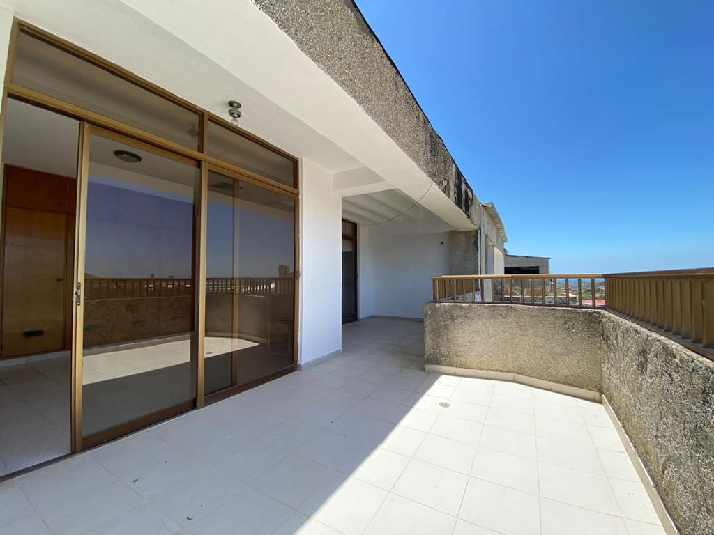 Apartamento en venta de 3 hab. y 240 m² en Maneiro, Margarita (sureste)