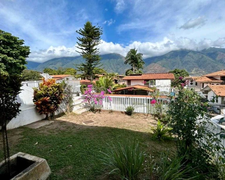 Casa en venta de 4 hab. y 360 m² en Caurimare, Caracas