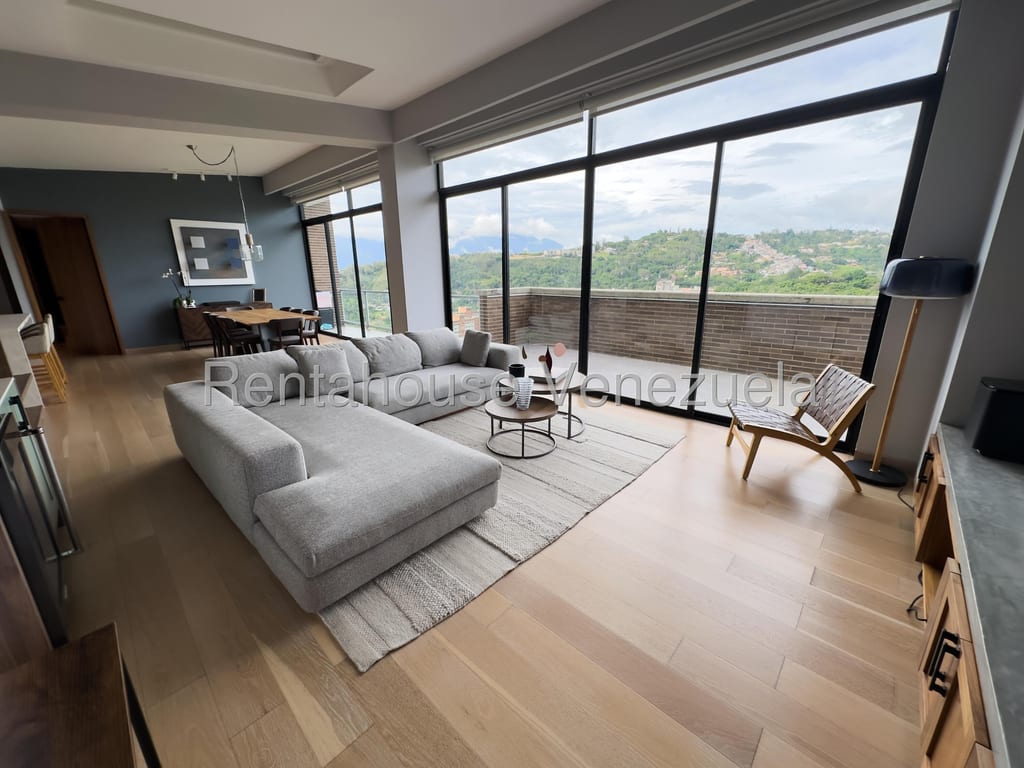 Apartamento en venta de 2 hab. y 160 m² en La Boyera, Caracas