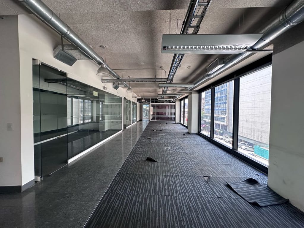 Oficina en alquiler de 333 m² en Chacao, Caracas