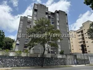 Apartamento en La Trinidad, Caracas