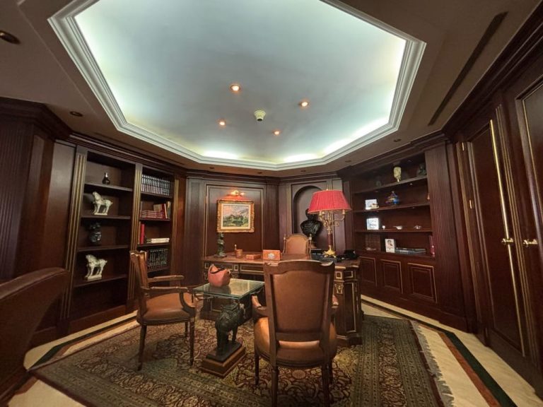 Oficina en alquiler de 156 m² en Chacao, Caracas