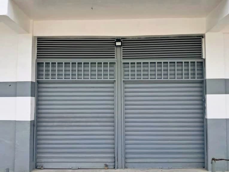 Local comercial en venta de 49 m² en Los Teques, Los Teques