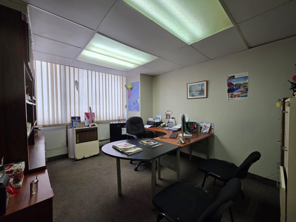 Oficina en venta de 120 m² en El Rosal, Caracas