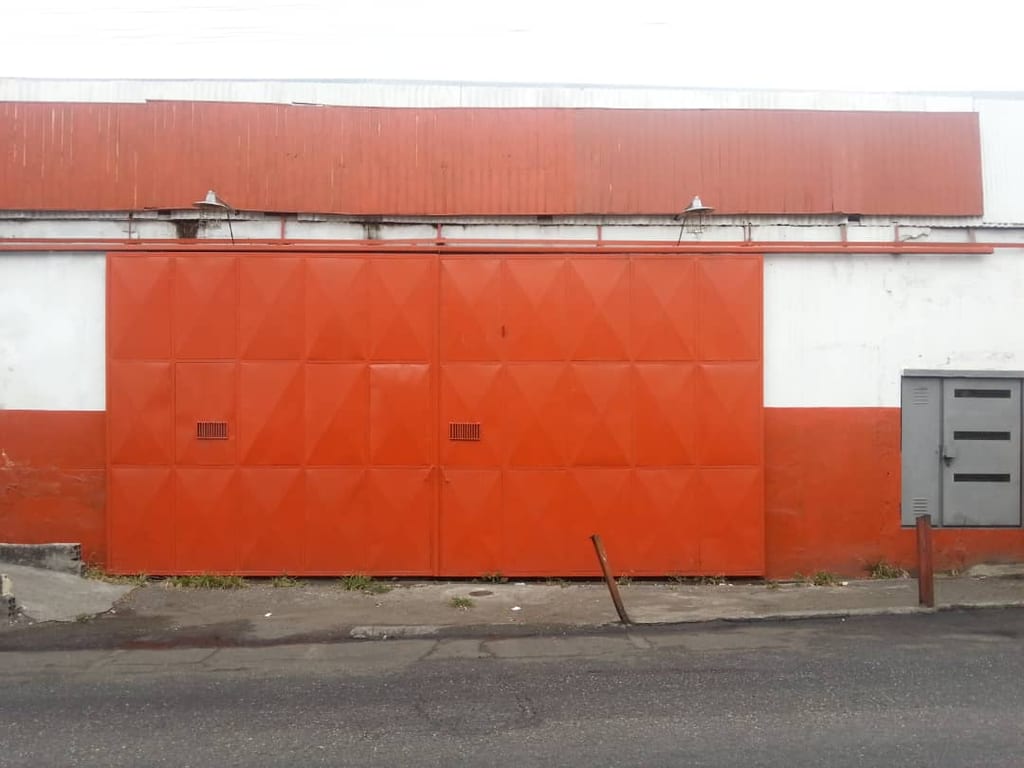 Galpón en venta de 400 m² en Guarenas, Guarenas