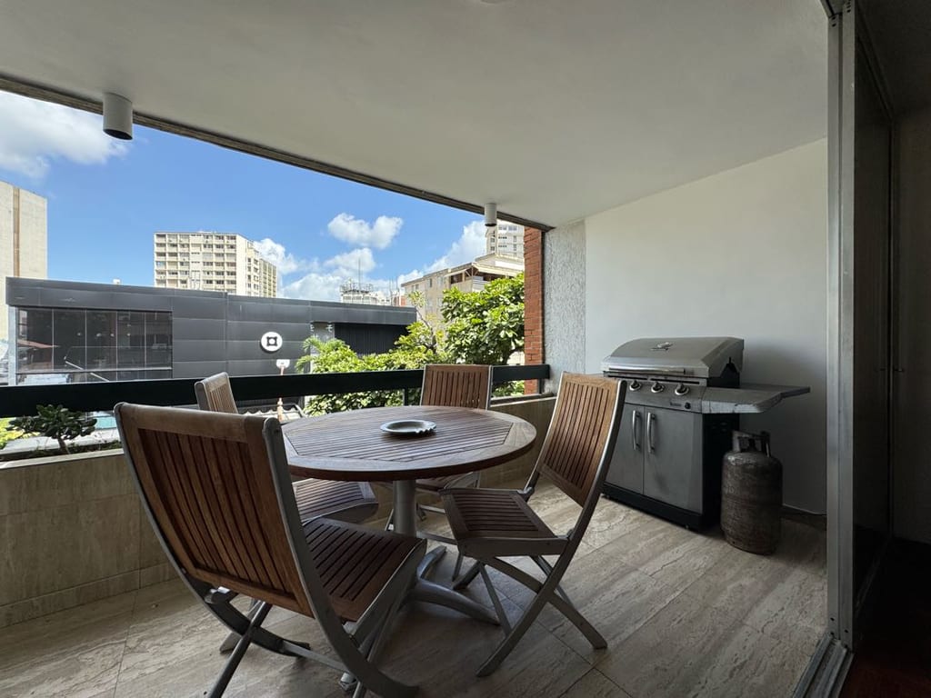 Apartamento en alquiler de 3 hab. y 220 m² en Altamira, Caracas